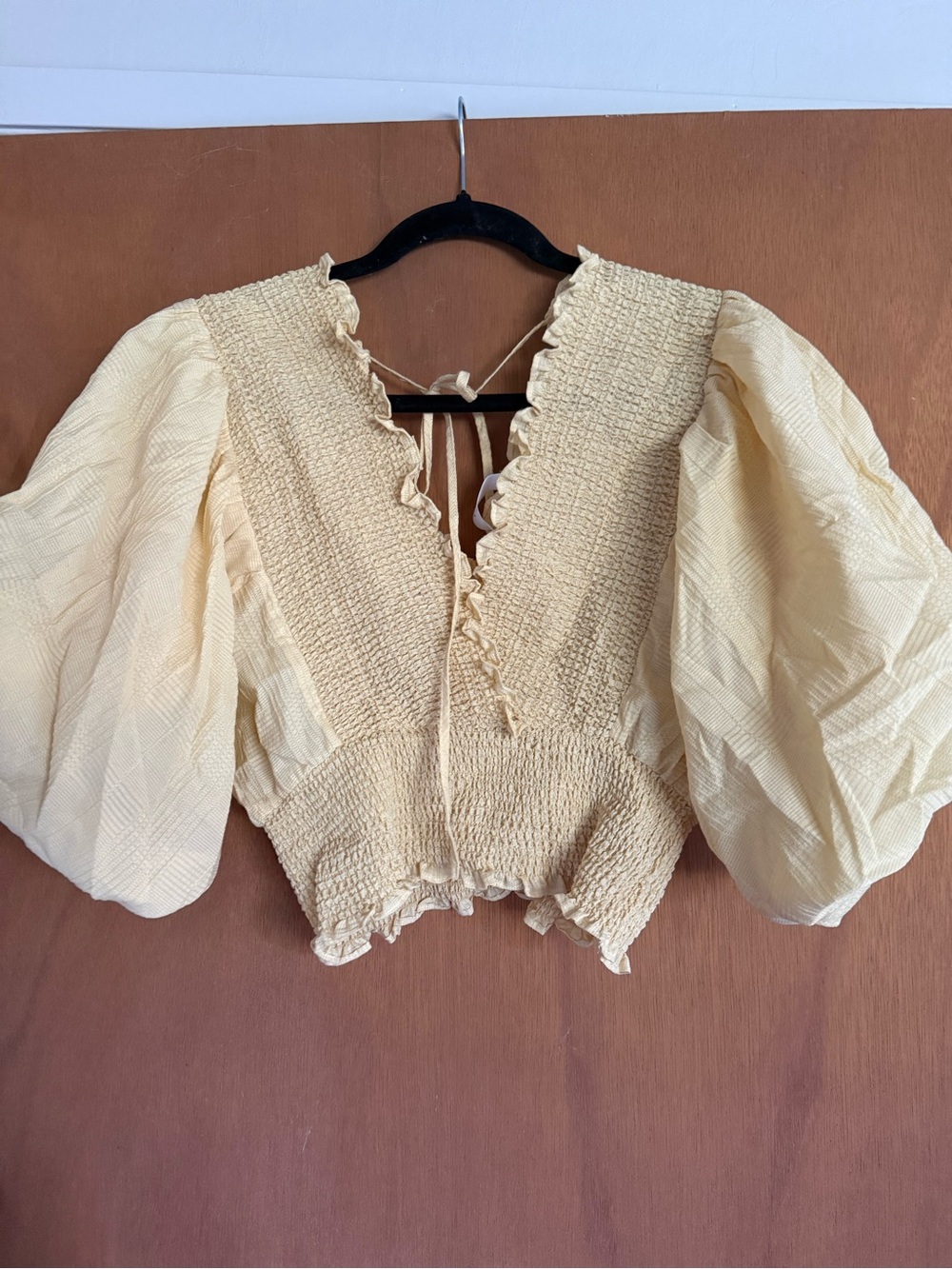Astr Smocked Puff-Sleeve Crop Top - Yellow